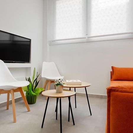 New Luxury Studio In The Heart Of Thiseio. Афины Экстерьер фото